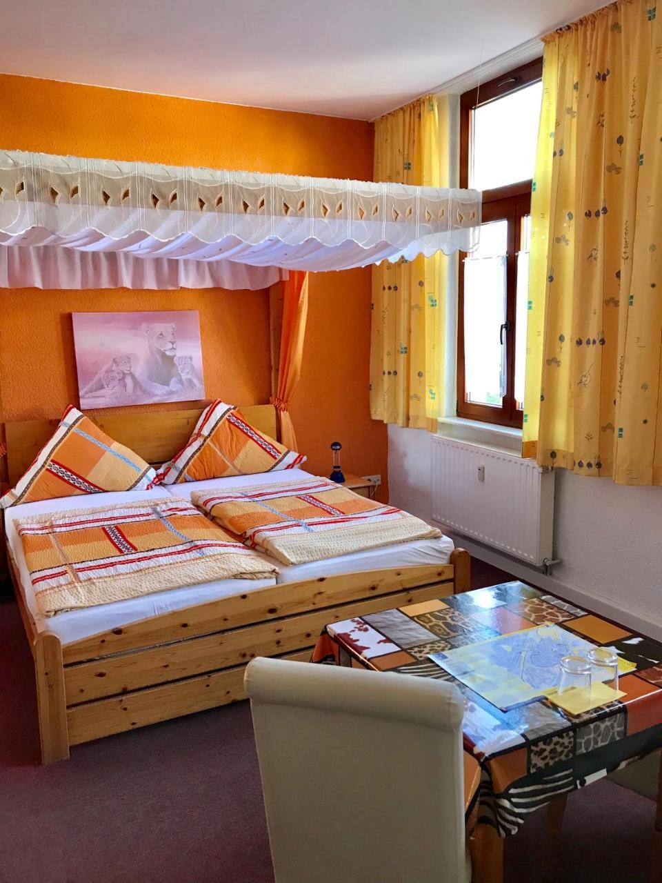 Pension Holzhausen Hotel Quedlinburg Ngoại thất bức ảnh